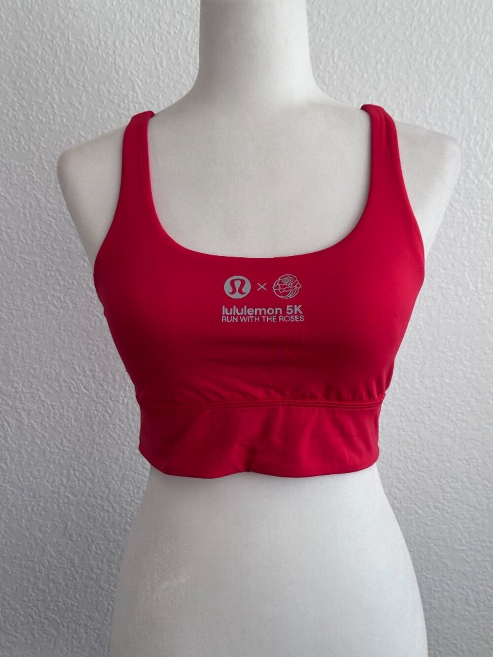 Lululemon “Run with the Roses” 5K Sports Bra | Size 8 | Strappy Back - Picture 2 of 6